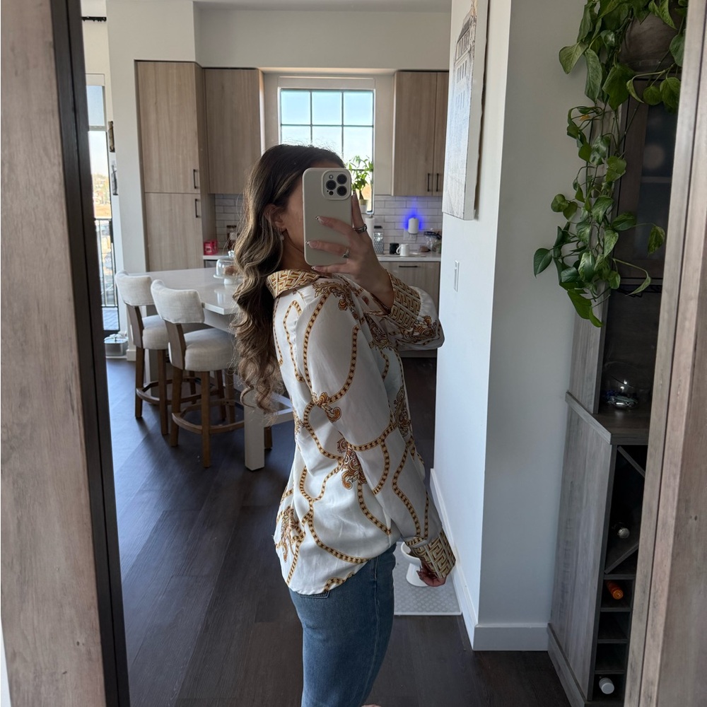 Woven Chain-Print Button-Down Shirt - White/Gold - Picture 3 of 7